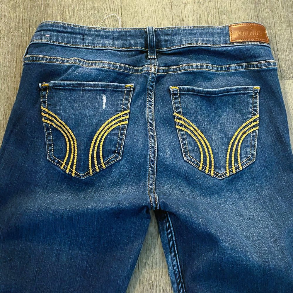 Women's Hollister Distressed Low Rise Skinny Jeans size 9r - Picture 2 of 4